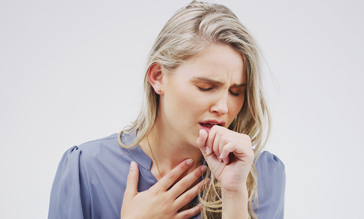 Bệnh viêm họng có lây không?